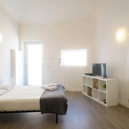 Antas Place 1 Apartment